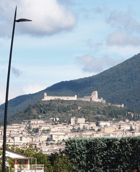 Illuminazione stradale LED di Assisi