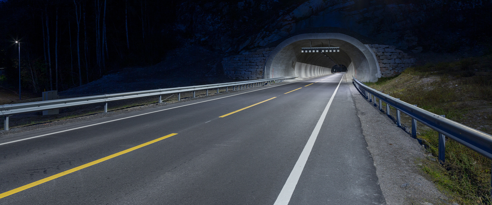 Faro LED per tunnel