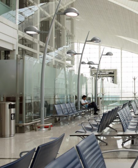 Illuminazione terminal 3 aeroporto Dubai - AEC Illuminazione