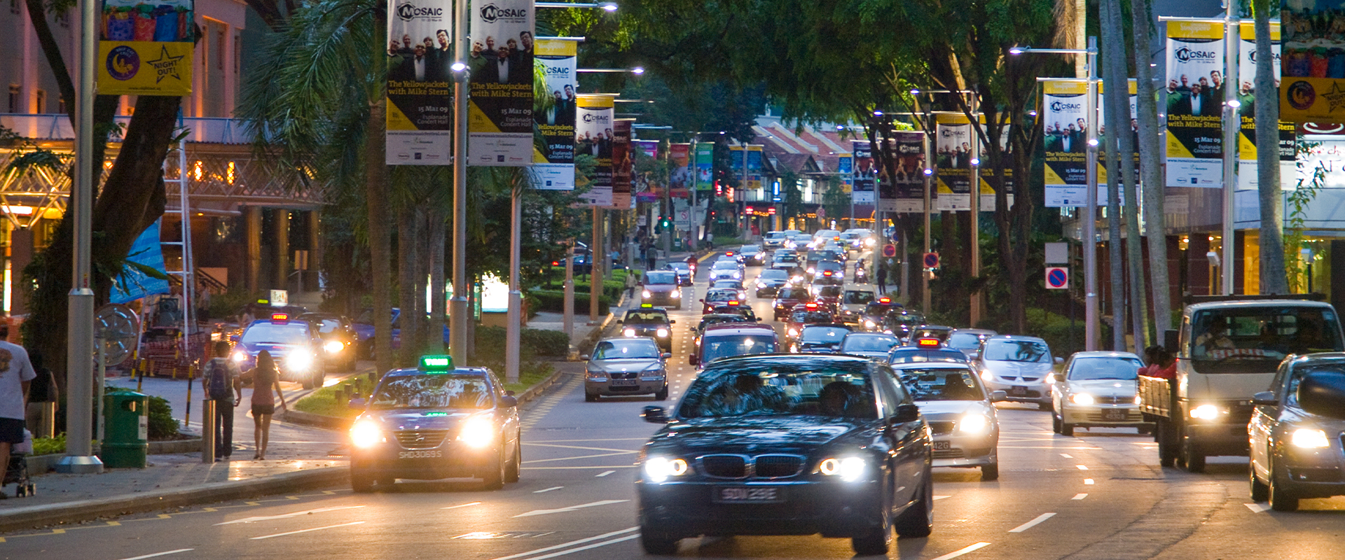 Illuminazione LED distretto shopping